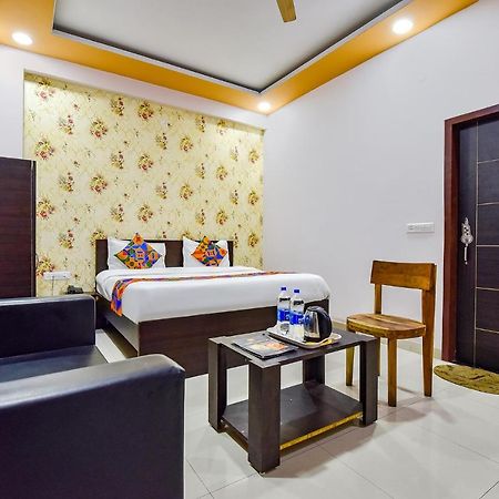 Fabhotel Sarvika Jaipur Exterior photo